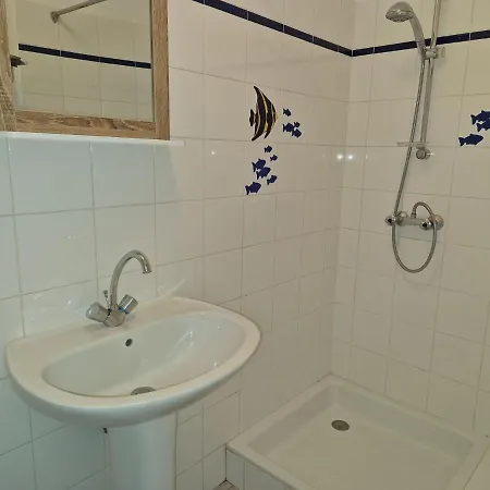 Bright 2 Bedroom With Balcony With Direct Access, Mesquer